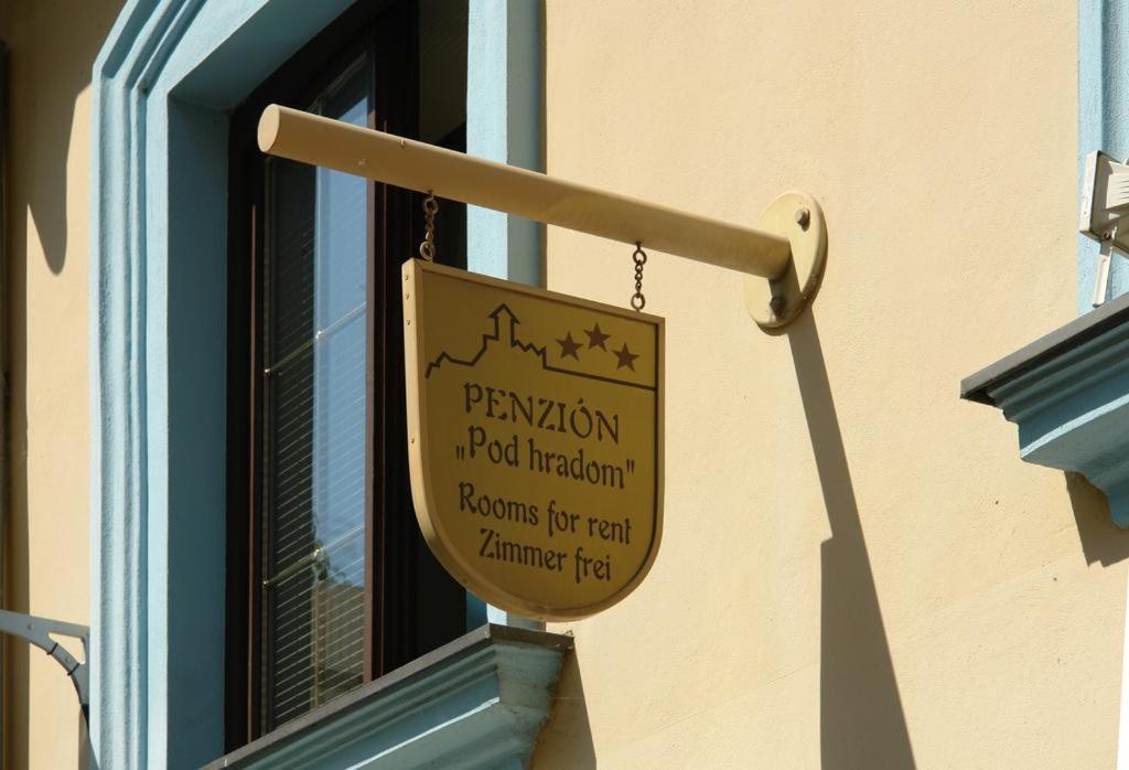 Penzion Pod Hradom Trenčín Екстериор снимка